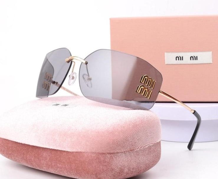 Lunettes de soleil géométriques pour femme en métal
