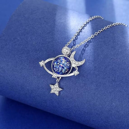 Collar Universo Estrella y Luna – Joya Celestial con Caja de Regalo